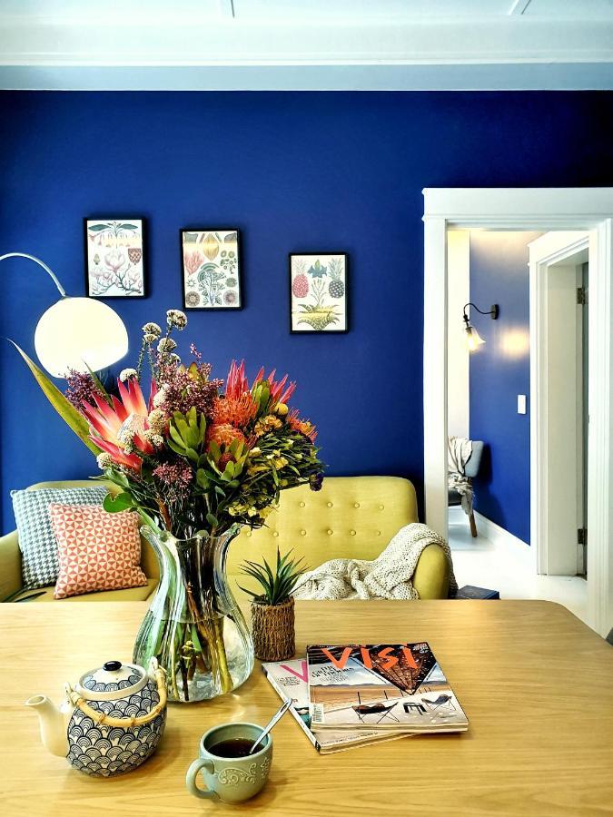 Apartment Urban Haven In Vibrant Point *